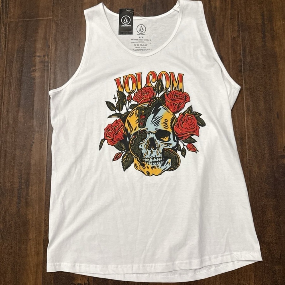 Volcom Muscle Tank with Skull and Roses Size Large